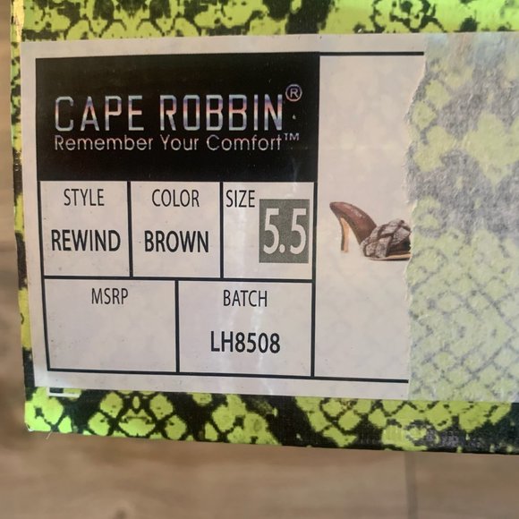 NWT CAPE ROBBIN REWIND‎ SATIN BROWN RHINESTONE HEELS 5.5 - Picture 6 of 13